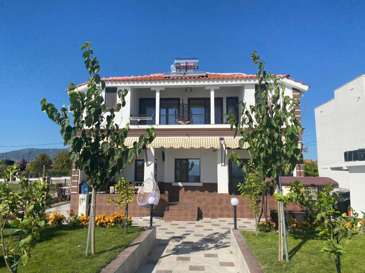 Guest House Costa 1 Karianí Buitenkant foto
