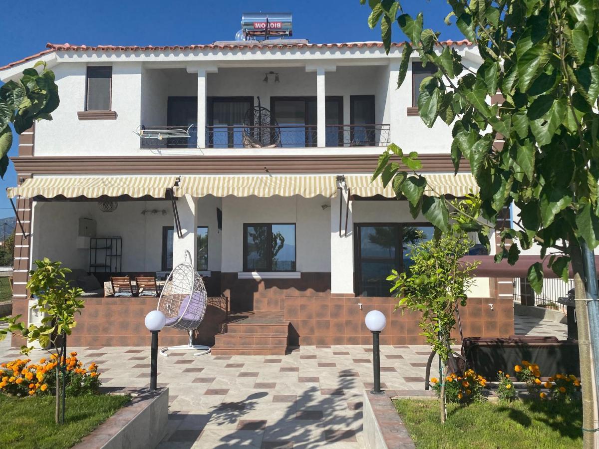 Guest House Costa 1 Karianí Buitenkant foto